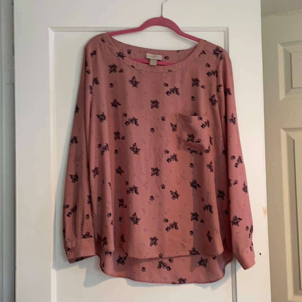 Women’s floral long sleeve blouse